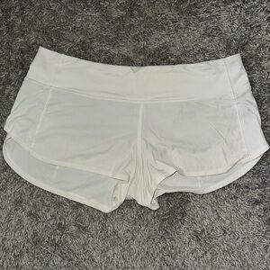 LULULEMON: speed up mid rise lined short 4”